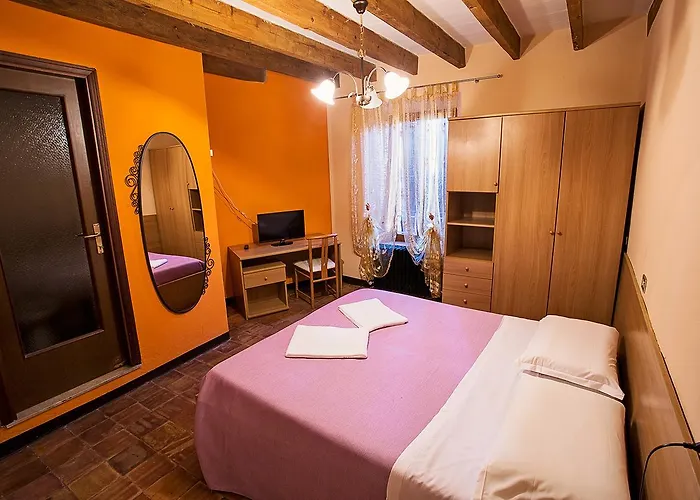 Fontana Otel Calestano